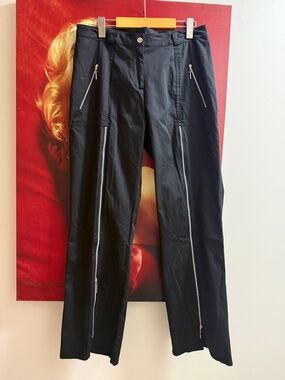 Black Zipper-Detail Trousers - Women